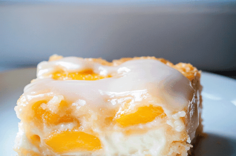 Peaches and Cream Cheesecake Bars