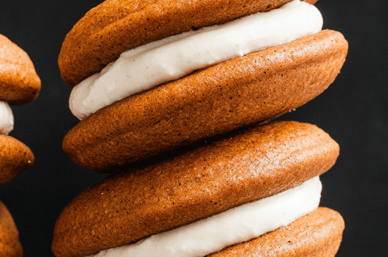Pumpkin Whoopie Pies Creamy Filling