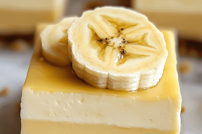 Creamy Banana Pudding Cheesecake Bars
