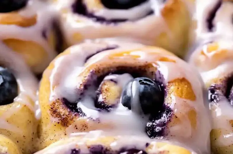 Blueberry Cinnamon Rolls Recipe