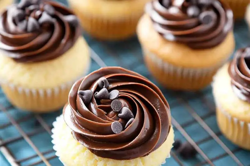 Boston Cream Pie Cupcakes