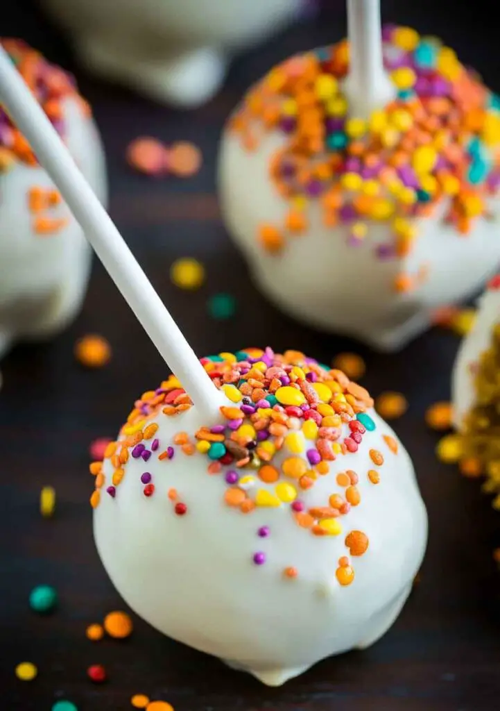 Easy Pumpkin Cake Pops